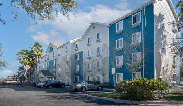 Extended Stay America Select Suites - Orlando - South