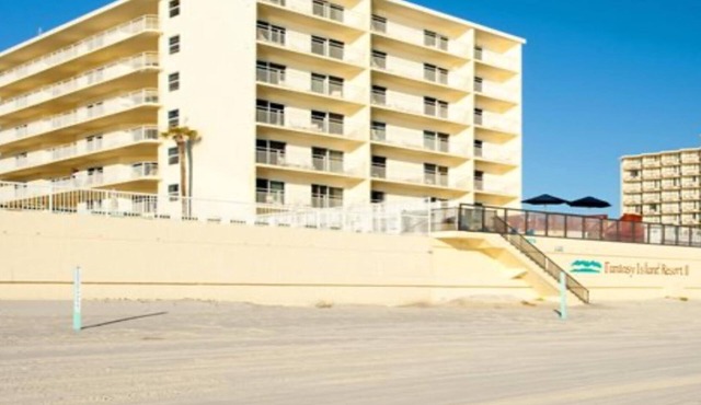 FANTASY ISLAND RESORT II OCEANFRONT DAYTONA BEACH BIKE WEEK 2-28,3-7’26 7NT 1 BR