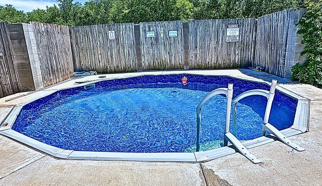Fort Worth Spacious Studio | Office Desk Area | Shared Pool | Monthly Stays