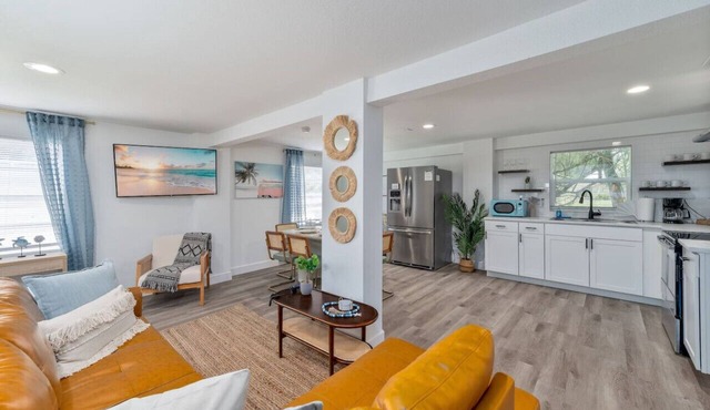 Fun two-story home in Cocoa near Port Canaveral!