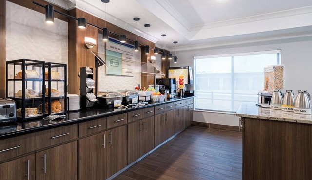 Garner Hotel Longview South by IHG