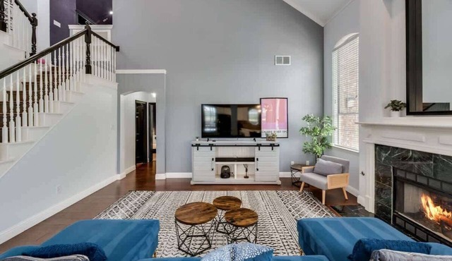 Grand Gem for Large Groups: Pool, Cinema, Playroom