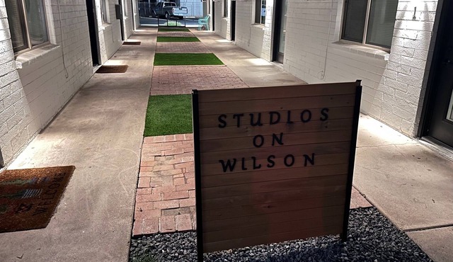 Hidden Gem Cozy Studio w/kitchen in the heart of Tempe