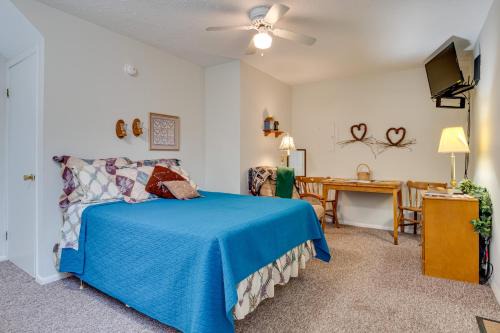 Historic Delphi Studio: Walk to Main St & Creek