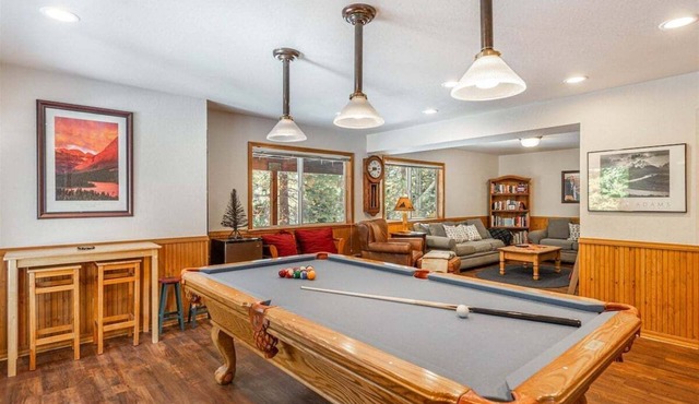HOA Beach Access, Pool table, Sauna, Quiet Location