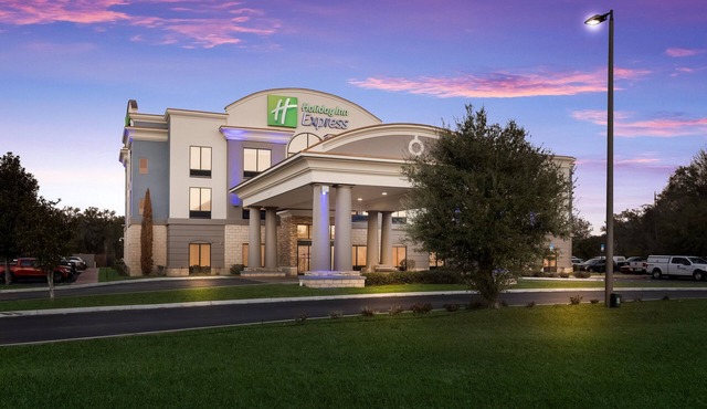 Holiday Inn Express Hotel & Suites PERRY by IHG