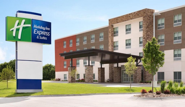 Holiday Inn Express & Suites - Kokomo South by IHG