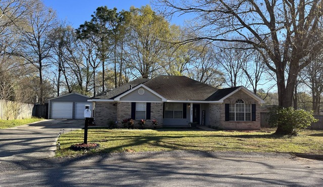 Home located on cul-de-sac in quiet community