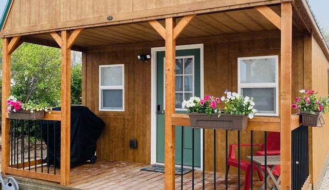 In Town Glendo Smart Cabin