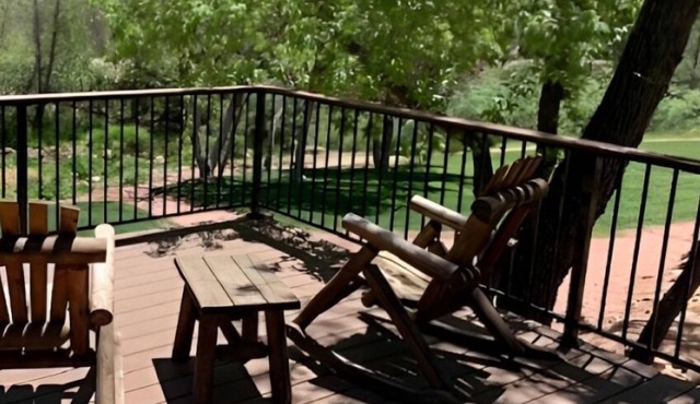 Kohls Ranch Studio · Arizona forest escape! Studio Suite.
