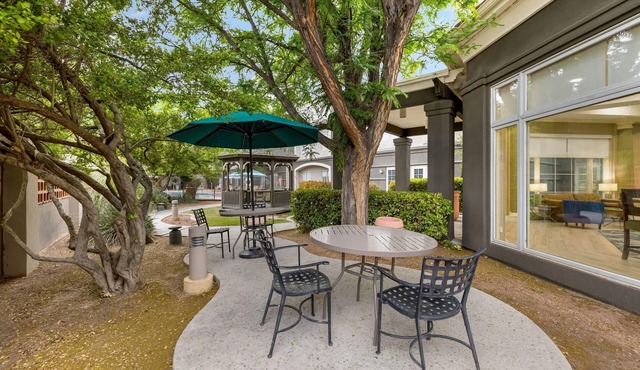 La Quinta Inn & Suites by Wyndham Albuquerque West