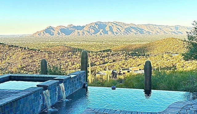 Ladera Vistas - Panoramic Views, Heated Infinity Pool-Spa, Access to Hiking