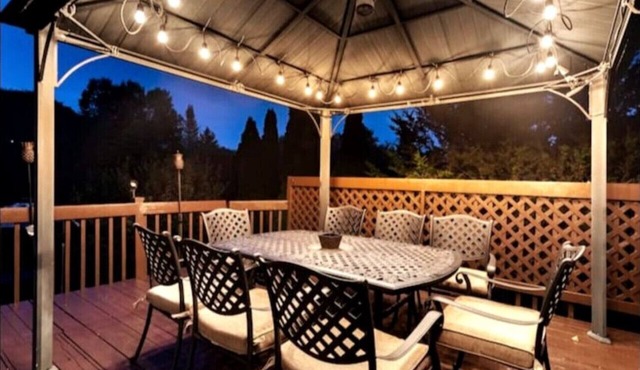 Lakeview Getaway for Large Groups