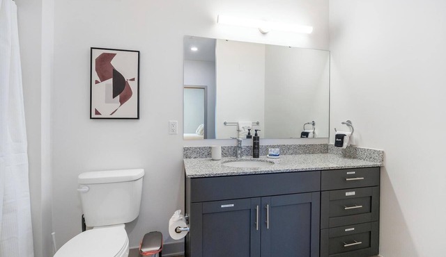 Landing | Chic 2BD, Gym, Clubhouse