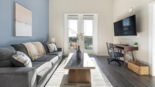 Landing Incredible 1BD Clubhouse Gym