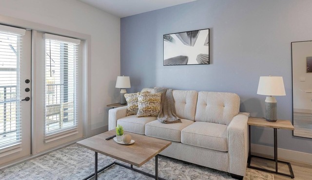 Landing | Stunning 1BD in Corinth