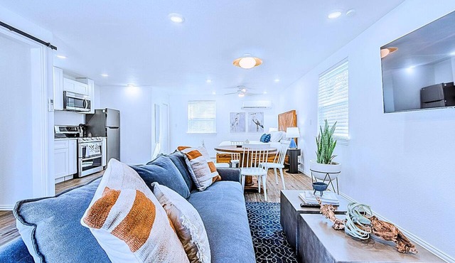 Little Elm Studio Cottage | Monthly Stays | WiFi | Fire Pit