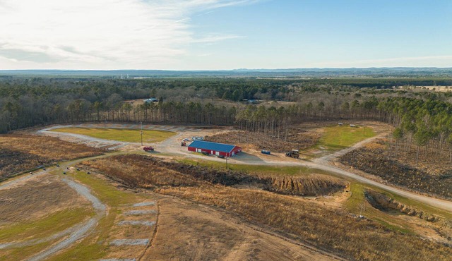 Lux Studio Suite Near Hot Springs & Ouachita River