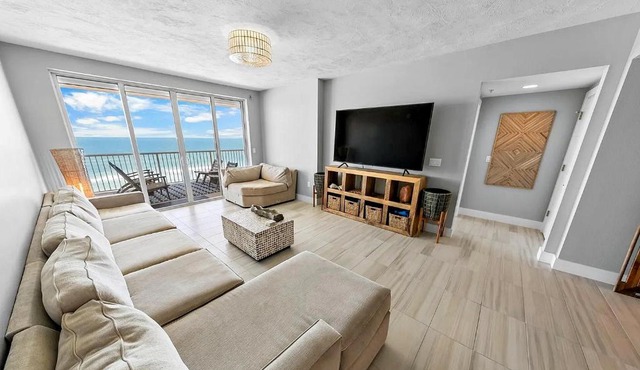 Luxury 3BR Oceanfront Penthouse with Views