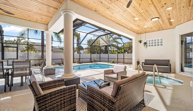 Luxury 5-Bedroom Retreat with Pool