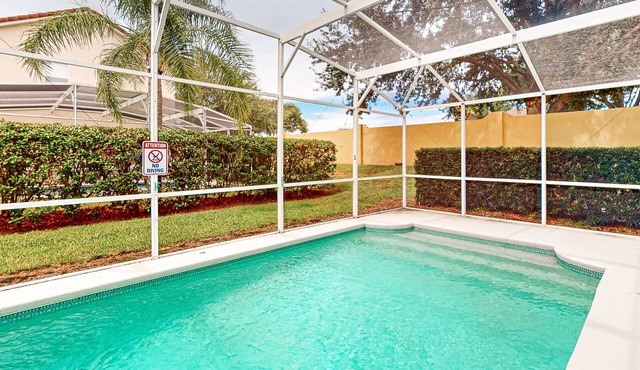 Luxury home with enclosed pool, on-site tennis, gym, & private W/D