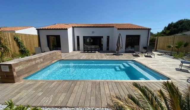 Maison contemporaine avec piscine privée à Saint-Denis-d'Oléron - FR-1-246A-243