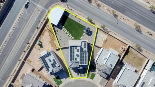 Massive Backyard Tri Level Home 4 Bed 3 and a Half Bath