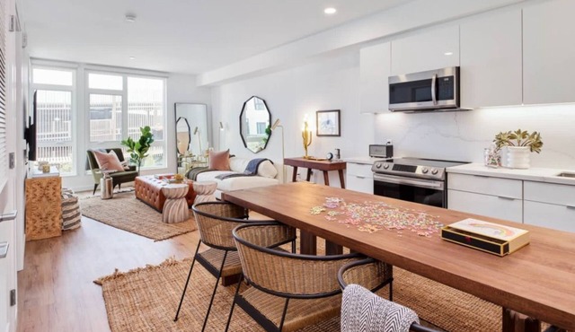 Modern 1BR Condo at Aero – Stylish Stay in Alameda