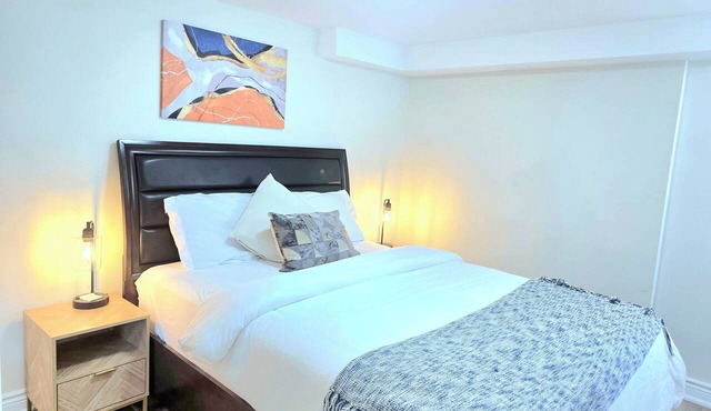 Modern 2BR Private Suite |Prime Location