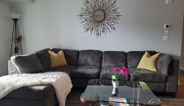 Modern 3-Bedroom House in North-end of Barrie