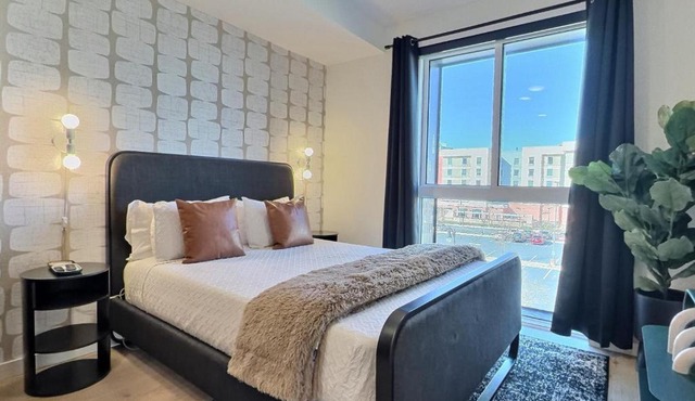 Modern Bham Getaway, Steps to Railroad Park and Eats