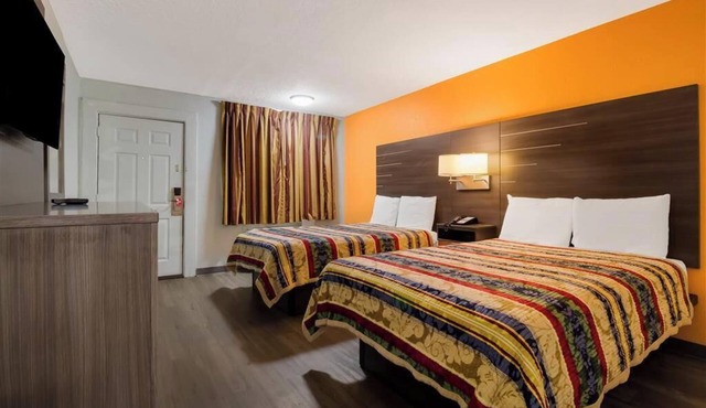 Monsoon Inn