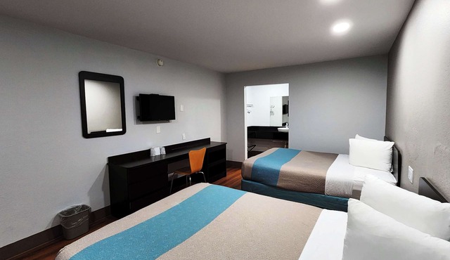 Motel 6 Webster, TX - Houston - Nasa Lake