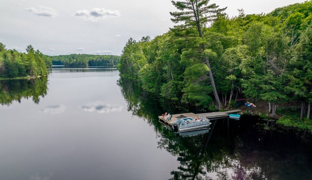 Muskoka modern log cabin on Martin lake