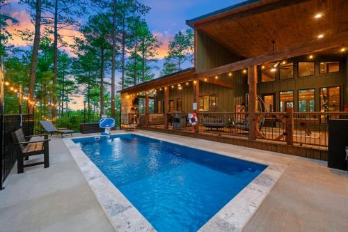 Nectars Ridge - Heated Pool, Hot Tub, Ping Pong, Arcade in Broken Bow