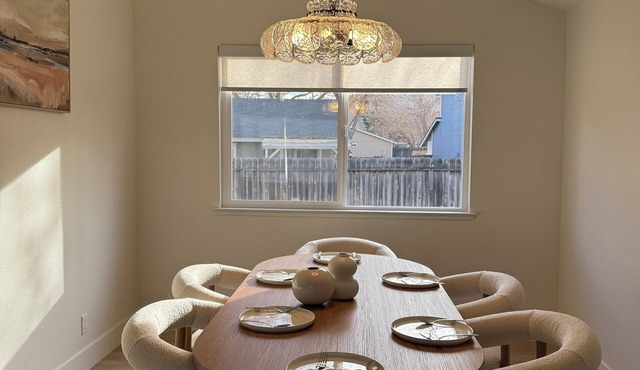 NEW 4BR Cozy Home close to everything! Pet-friendly & remote work friendly