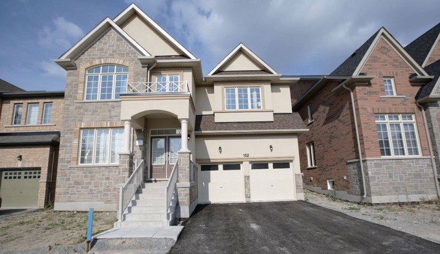 Newly-built Spacious Detached House for You in East Gwillimbury