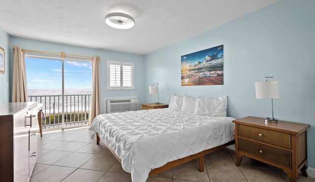 Ocean View Hotel Room with Balcony- King Bed #23