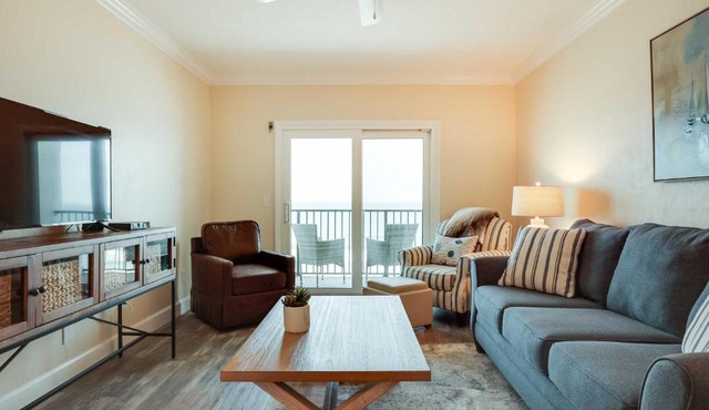 Oceanfront Retreat w/Beach & Resort Access!