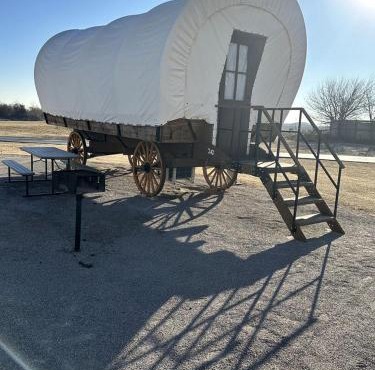 Oklahoma Glamping in this Wonderful Covered Wagon for Family Vacations near Oklahoma City