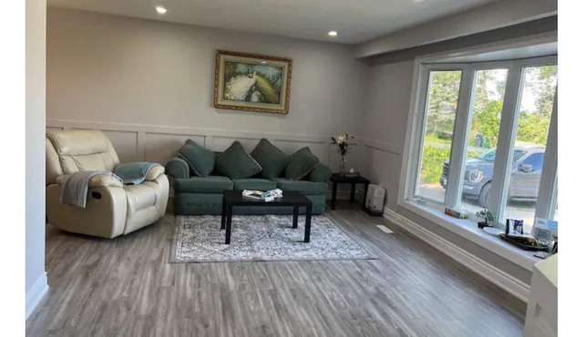 Open lot 4 bedroom cozy home in Caledon