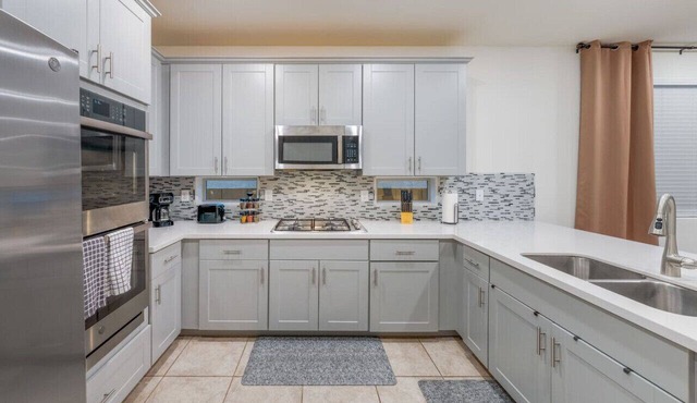 Oro Valley/Office/Fenced/Garage/2 BR 2BA