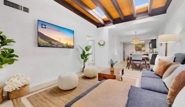 Patio Home Delight! Steps from Pool/Spa! Sleeps 8.