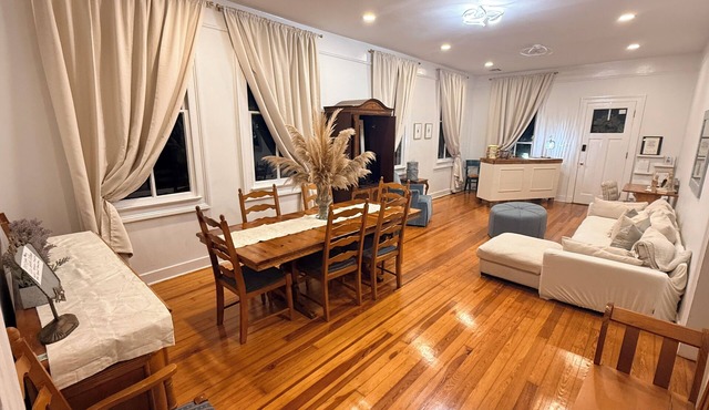 Peaceful cottage tucked away minutes from the French Quarter in New Orleans.