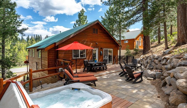 Pet-Friendly Escape | Hot Tub, King Suite, Rec Center Access | Near Lake, Trails