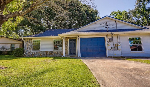 Pet-Friendly Pensacola Vacation Rental w/Patio