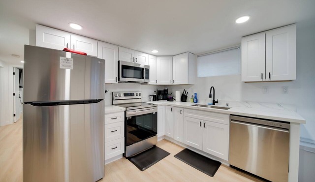 Pet-Friendly Seattle Apt Near Dtwn & Lumen Field