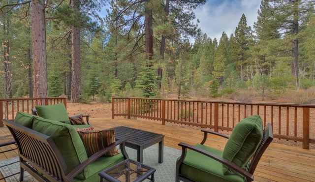 Pine Meadow at Gray's Crossing - 4BR w Two Master Suites