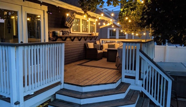 Prime EAA location - Vendor Friendly!