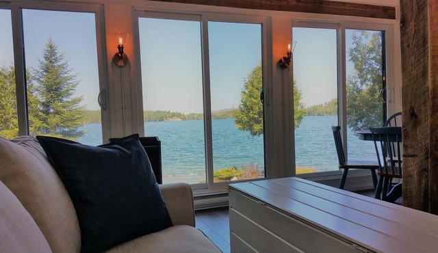 Pristine waters, lakefront cottage - 2-wk summer getaways on Pemichangan!
